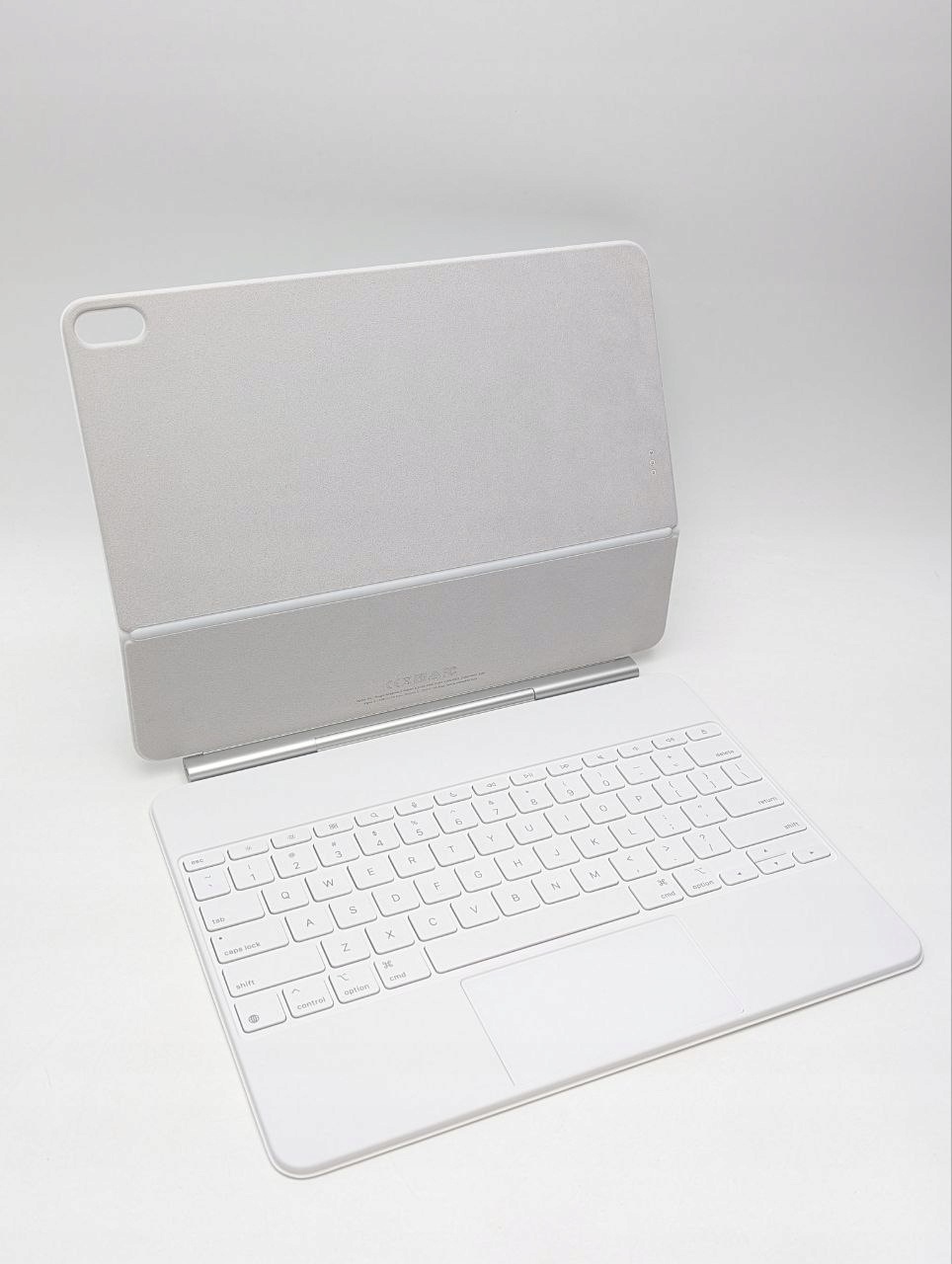 Klawiatura Apple Magic Keyboard 13'' iPad Air M3 M2 biała USA | OUTLET (Powystawowy)