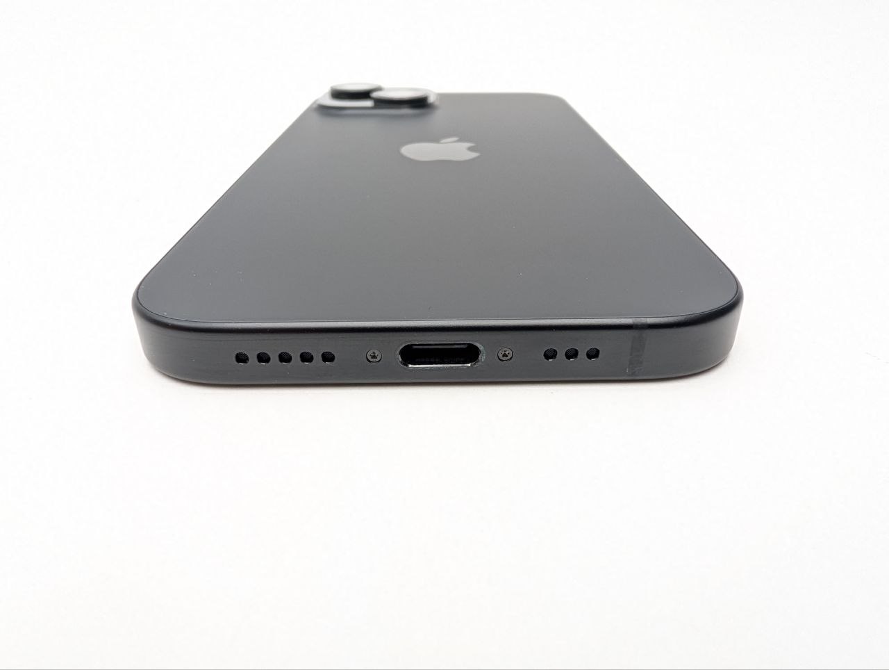 Apple iPhone 15 128GB Czarny (Powystawowy)