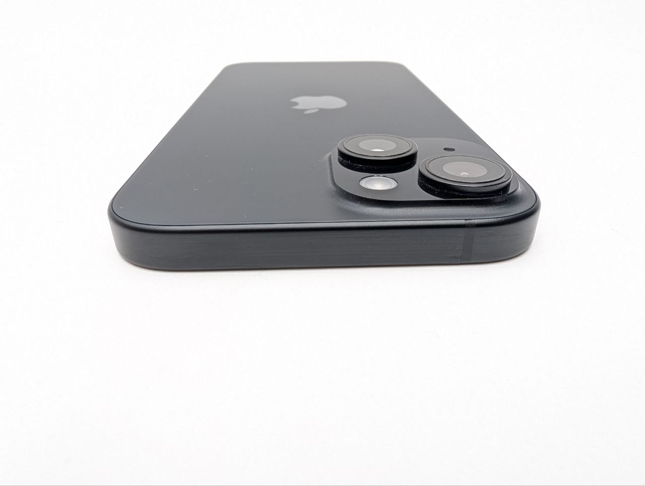 Apple iPhone 15 128GB Czarny (Powystawowy)