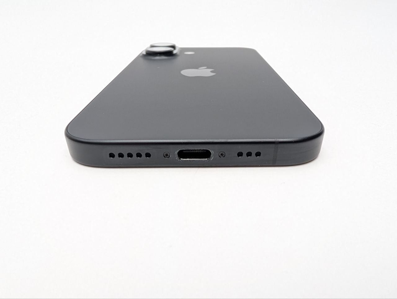 Apple iPhone 16 256GB Czarny (Powystawowy)