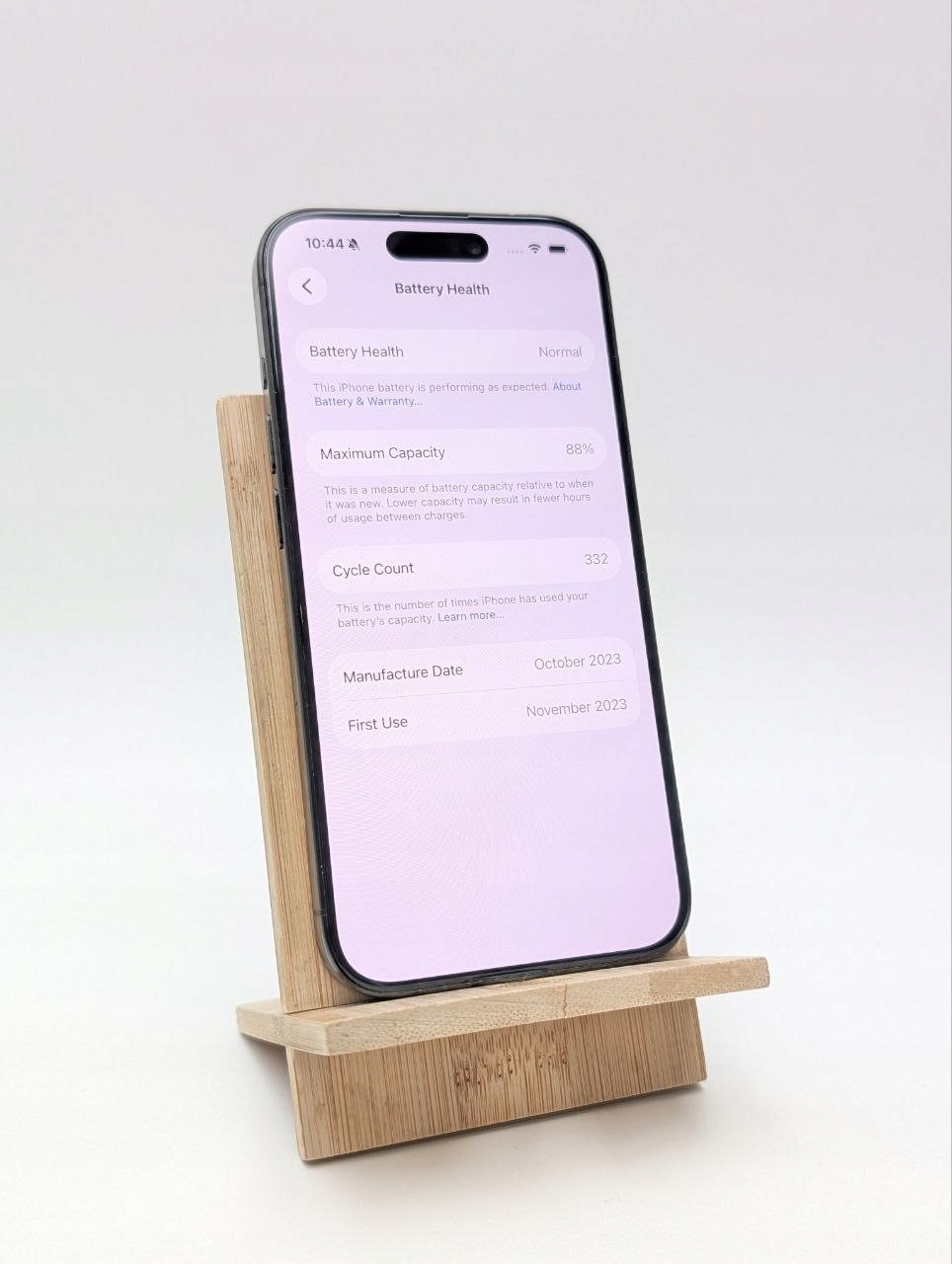 Apple iPhone 15 Pro 128 GB Czarny (Powystawowy)