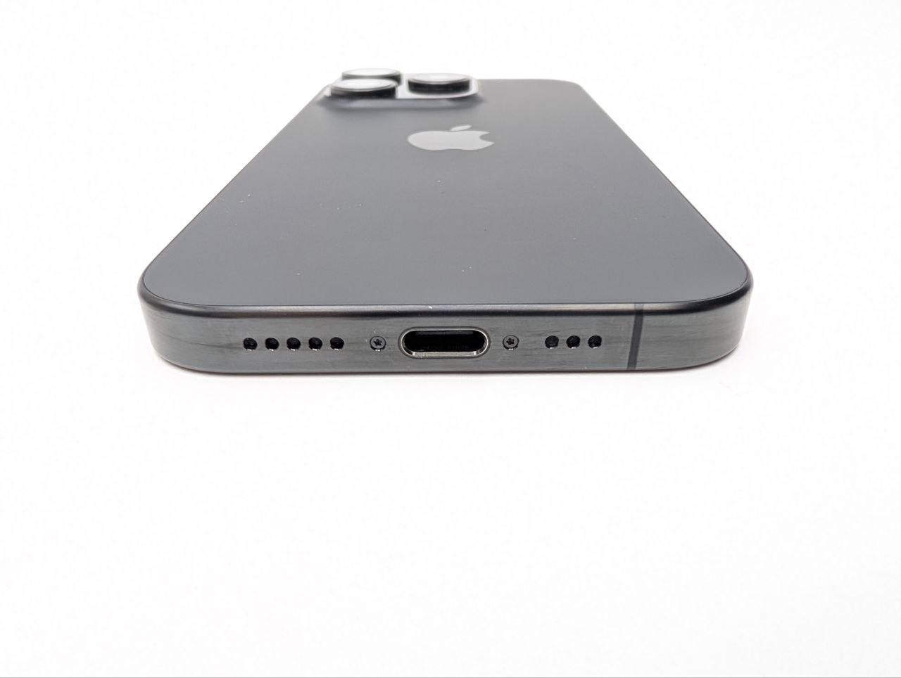 Apple iPhone 15 Pro 128 GB Czarny (Powystawowy)
