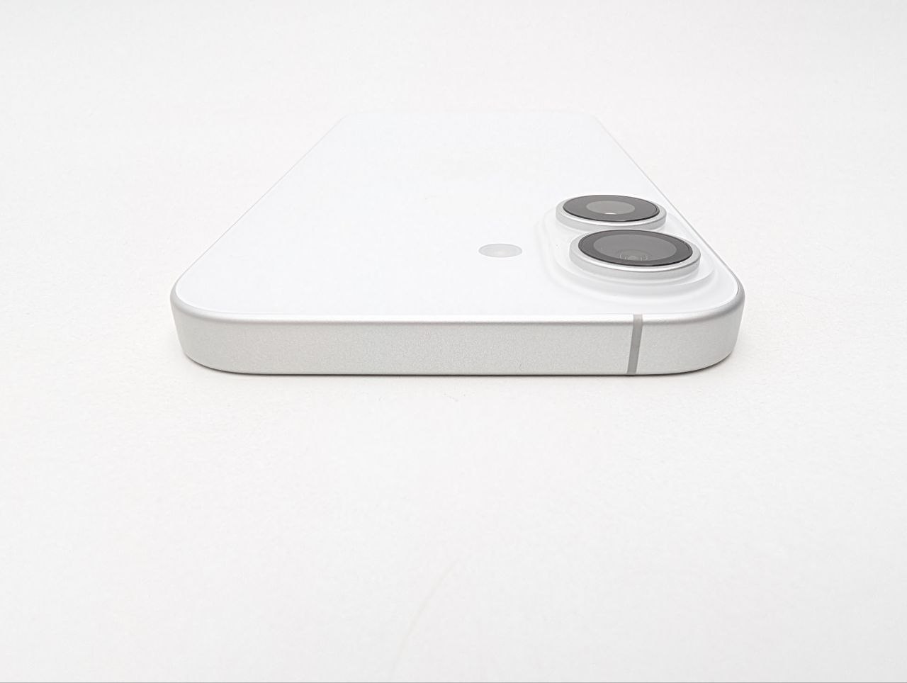 Apple iPhone 16 256 GB biały (Powystawowy)