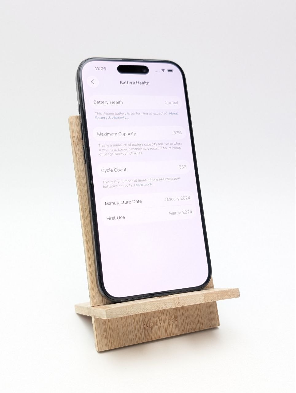 Apple iPhone 15 Pro 128 GB Czarny (Powystawowy)