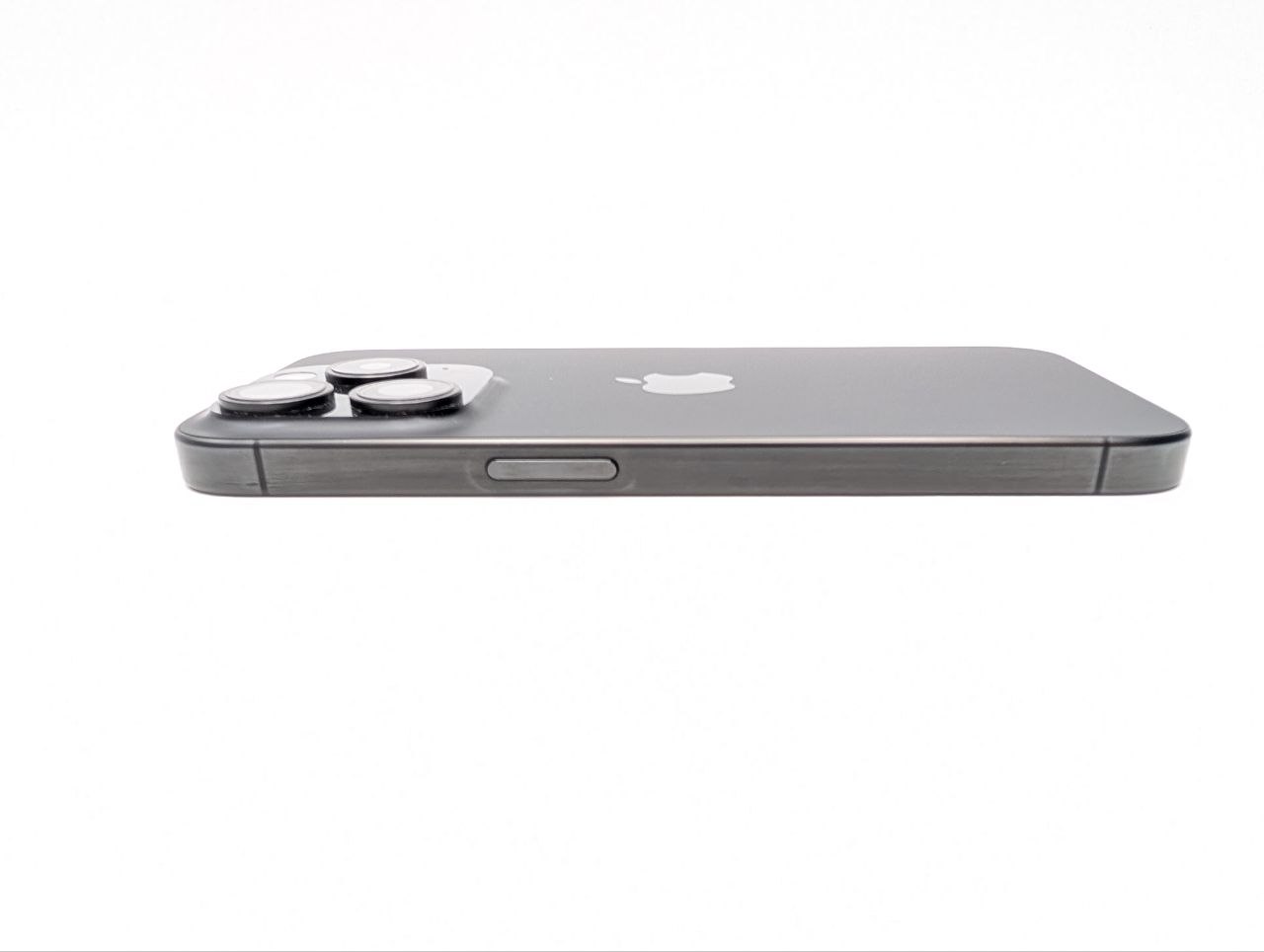 Apple iPhone 15 Pro 128 GB Czarny (Powystawowy)