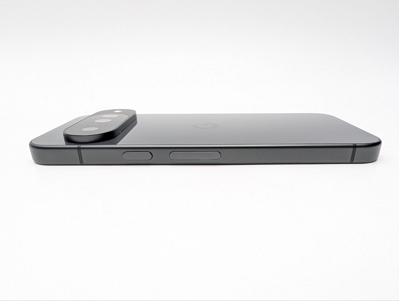 Google Pixel 10 128GB Obsidian (Powystawowy)