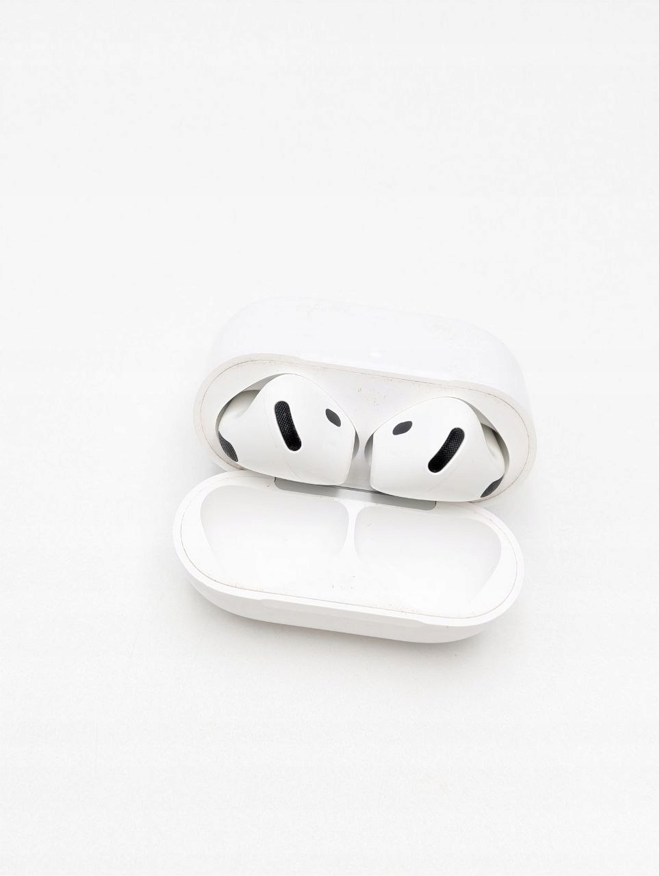 Słuchawki bezprzewodowe douszne Apple AirPods 4 ANC (Używany)