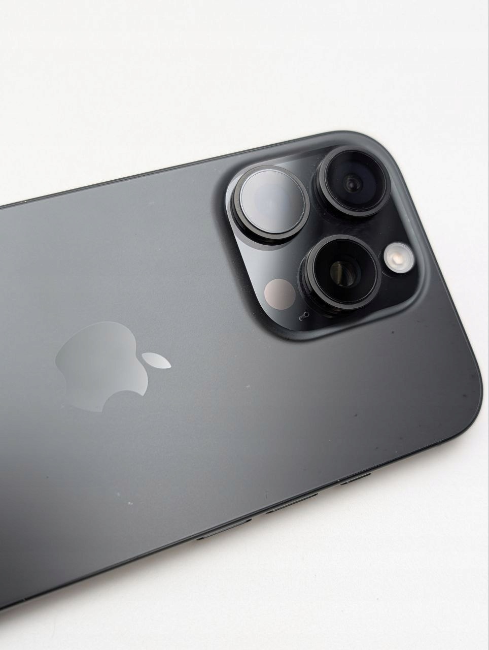 Apple iPhone 16 Pro 512 GB Tytan Czarny | bateria 100% (Używany)
