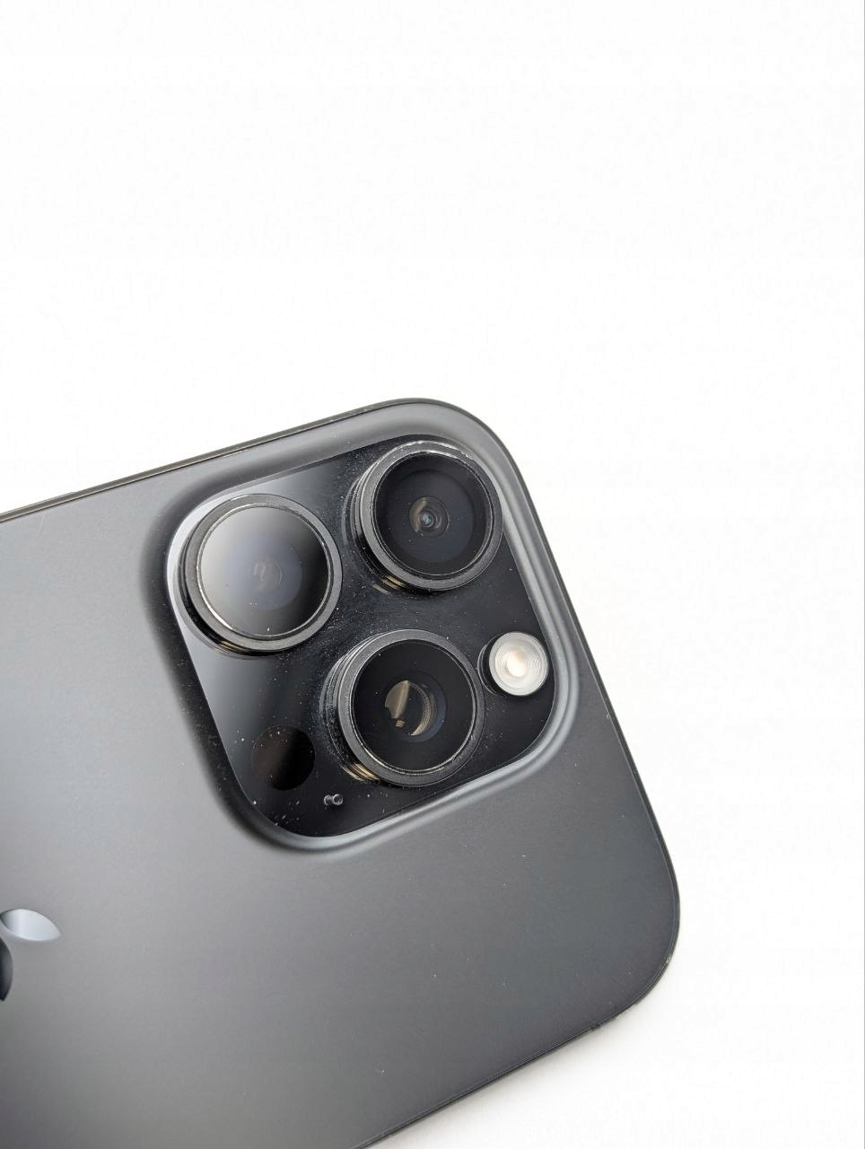 Apple iPhone 16 Pro 128 GB Tytan Czarny (Używany)
