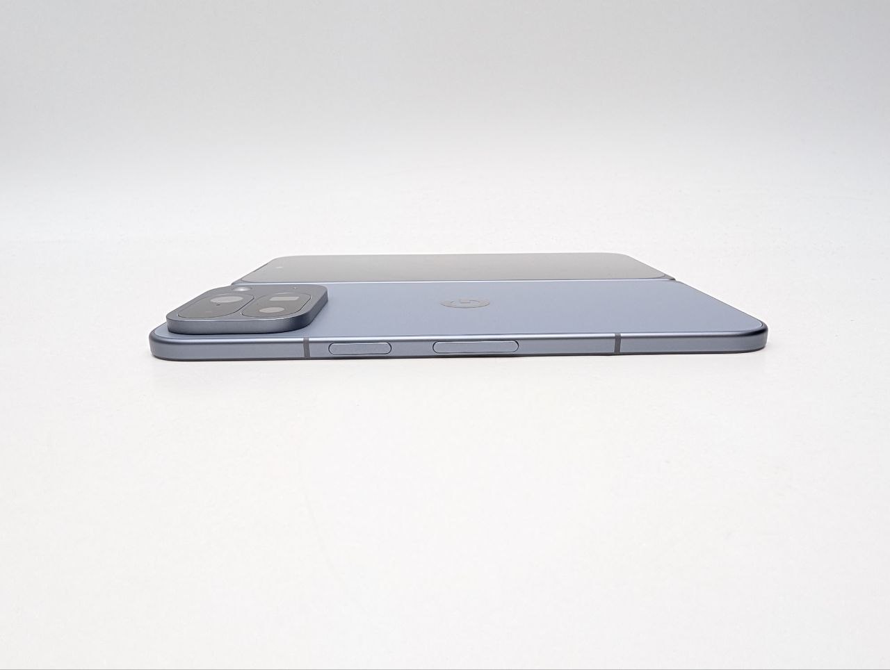 Google Pixel 10 Pro Fold 256GB Księżycowy Szary | jak nowy (Powystawowy)