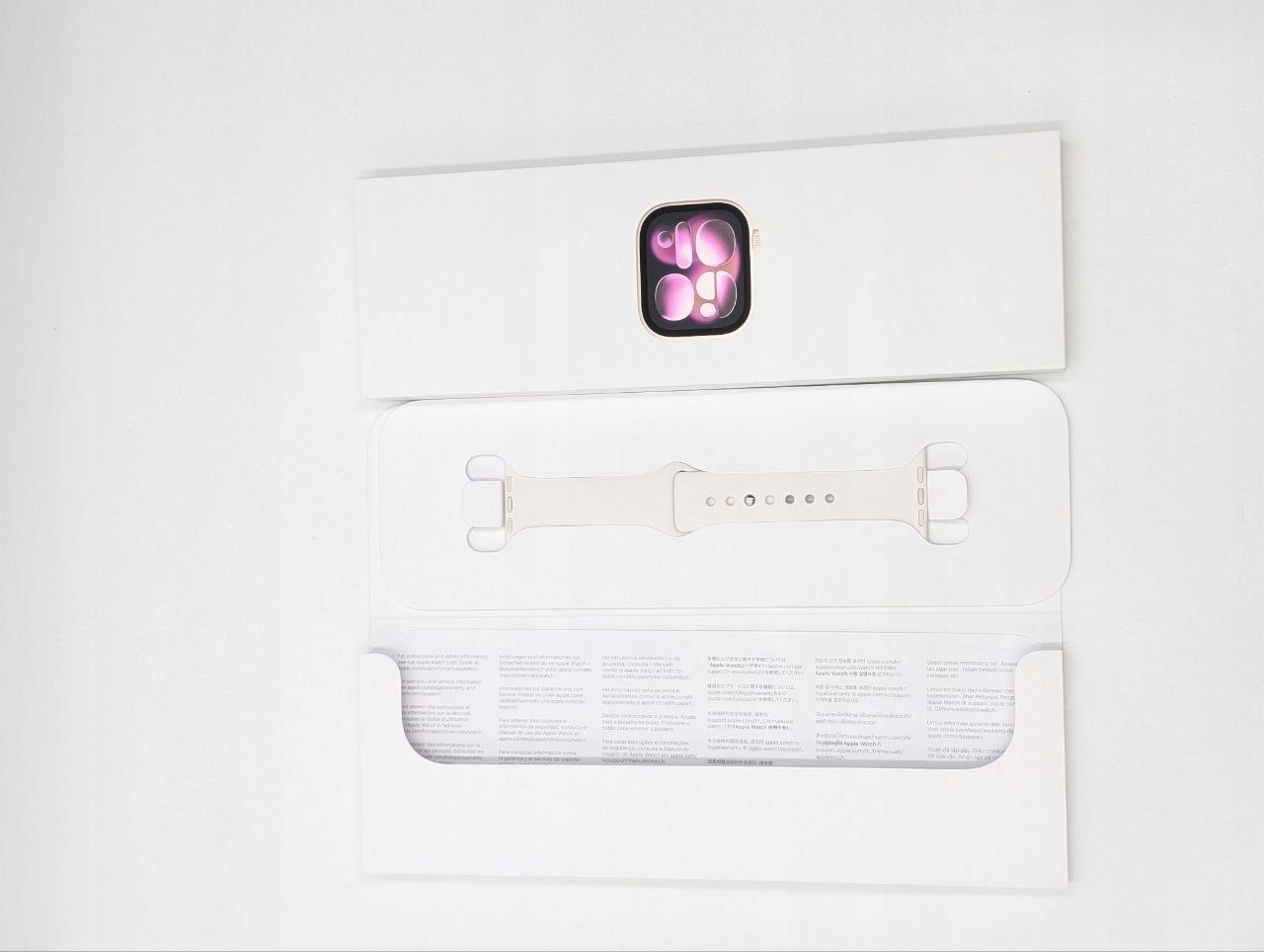 Apple Watch Series 11 GPS 42mm różowe złoto z paskiem S/M | nowy (Powystawowy)