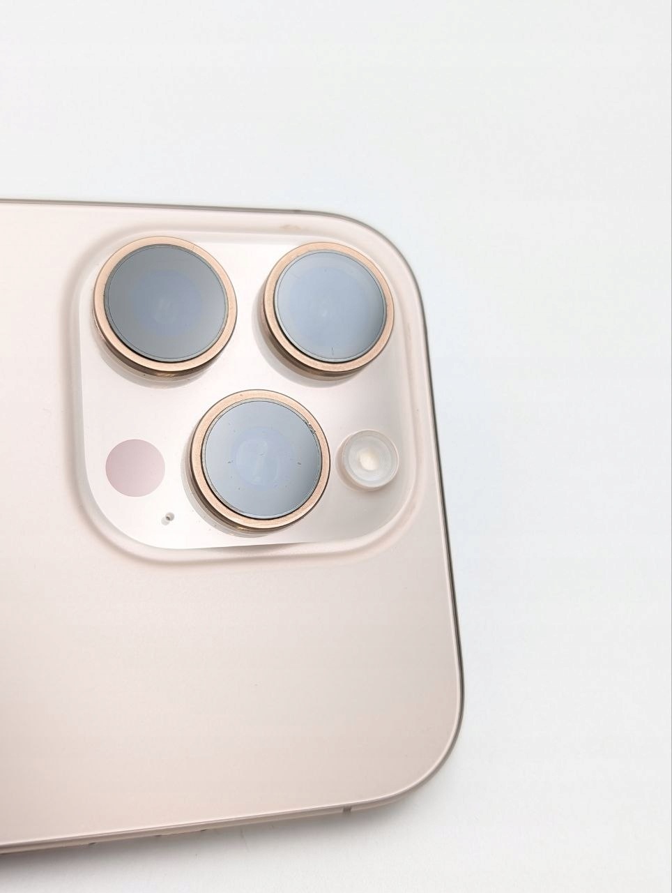 Apple iPhone 16 Pro 256 GB Tytan pustynny | eSim (Powystawowy)