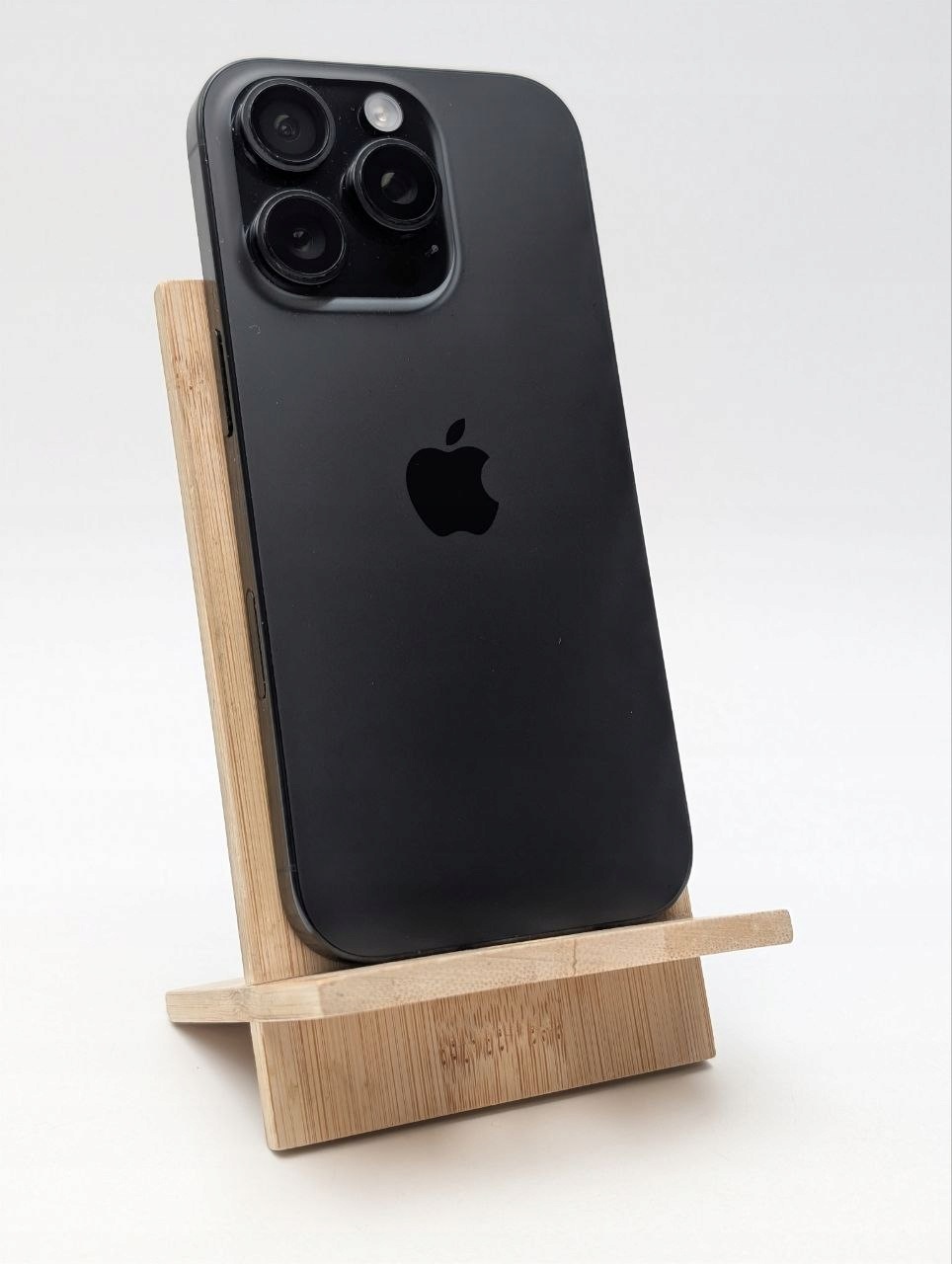 Apple iPhone 16 Pro 256 GB Tytan czarny | eSim (Używany)