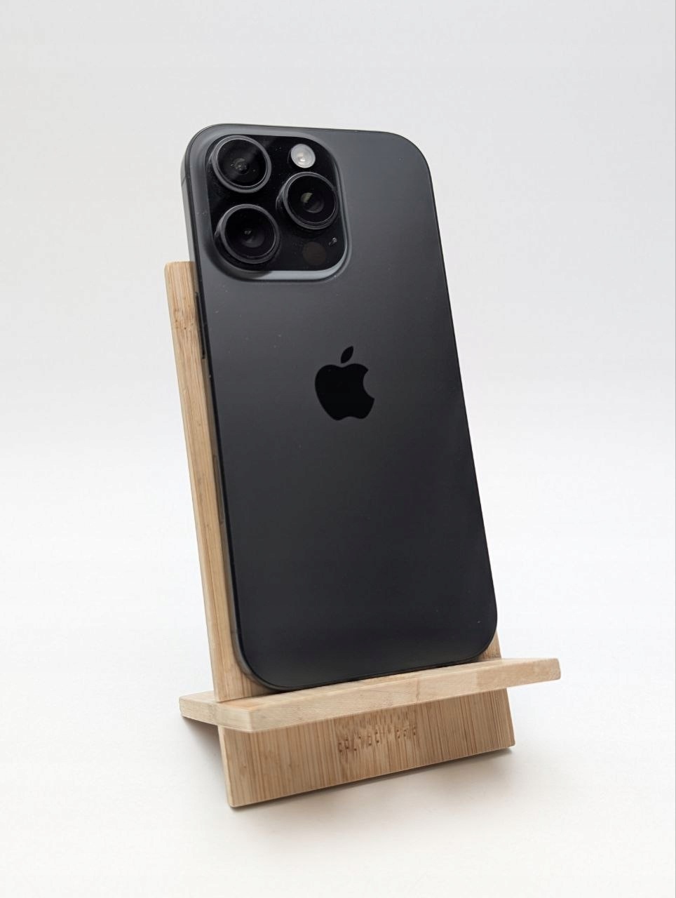 Apple iPhone 16 Pro 128 GB Tytan Czarny | eSim (Używany)