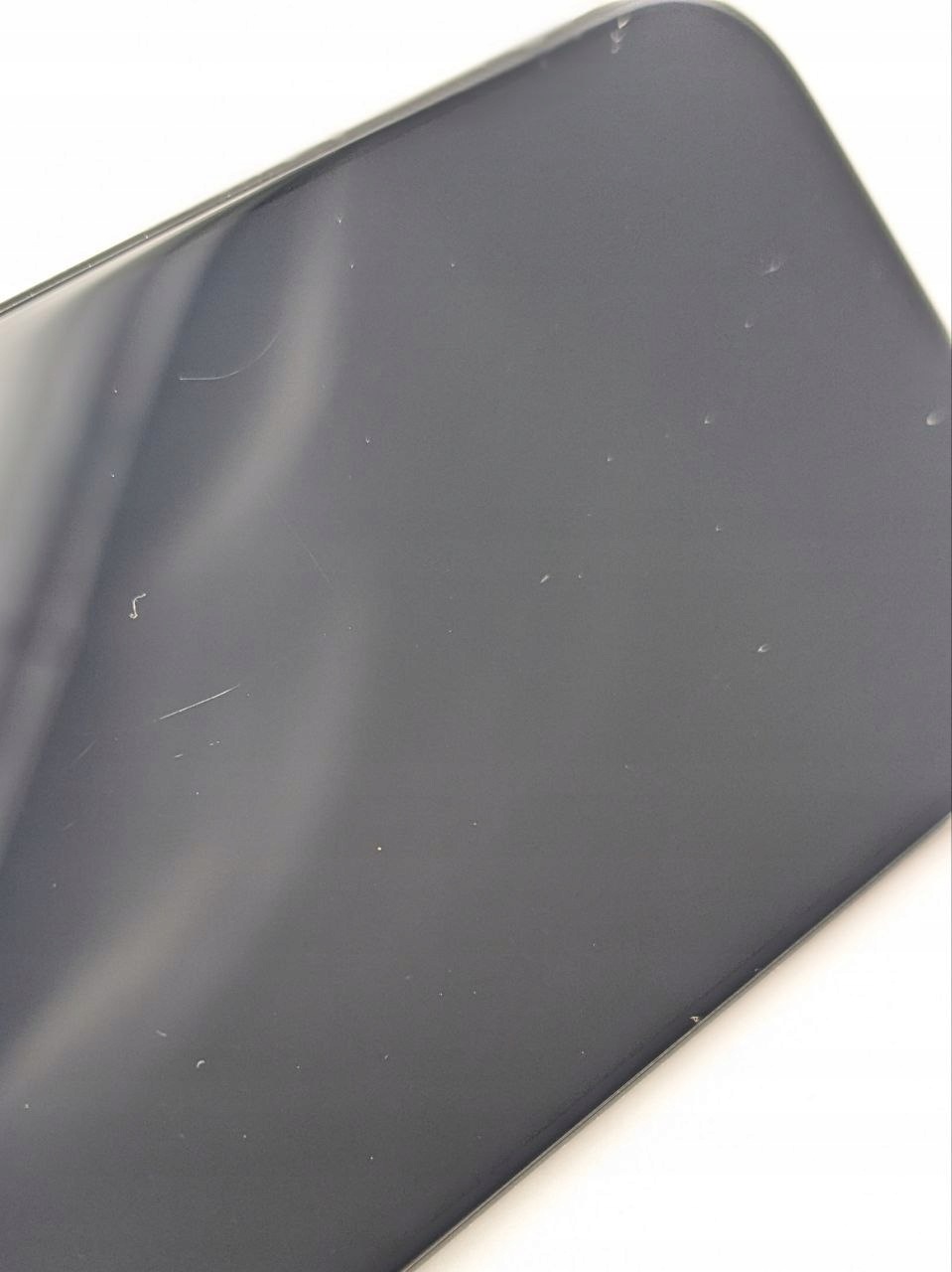 Apple iPhone 16 Pro 128 GB Tytan Czarny (Powystawowy)