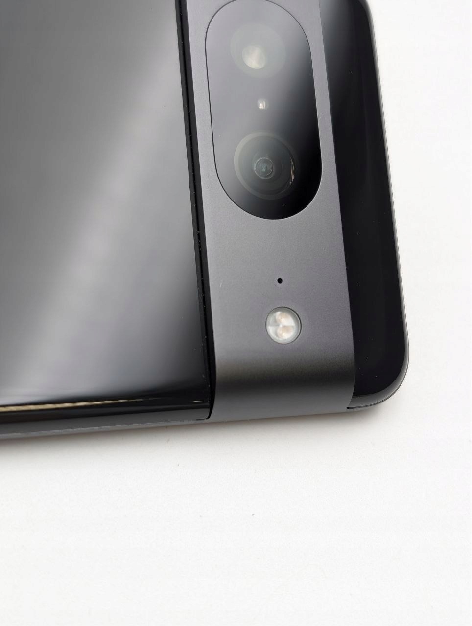 Google Pixel 8 128GB Czarny (Powystawowy)
