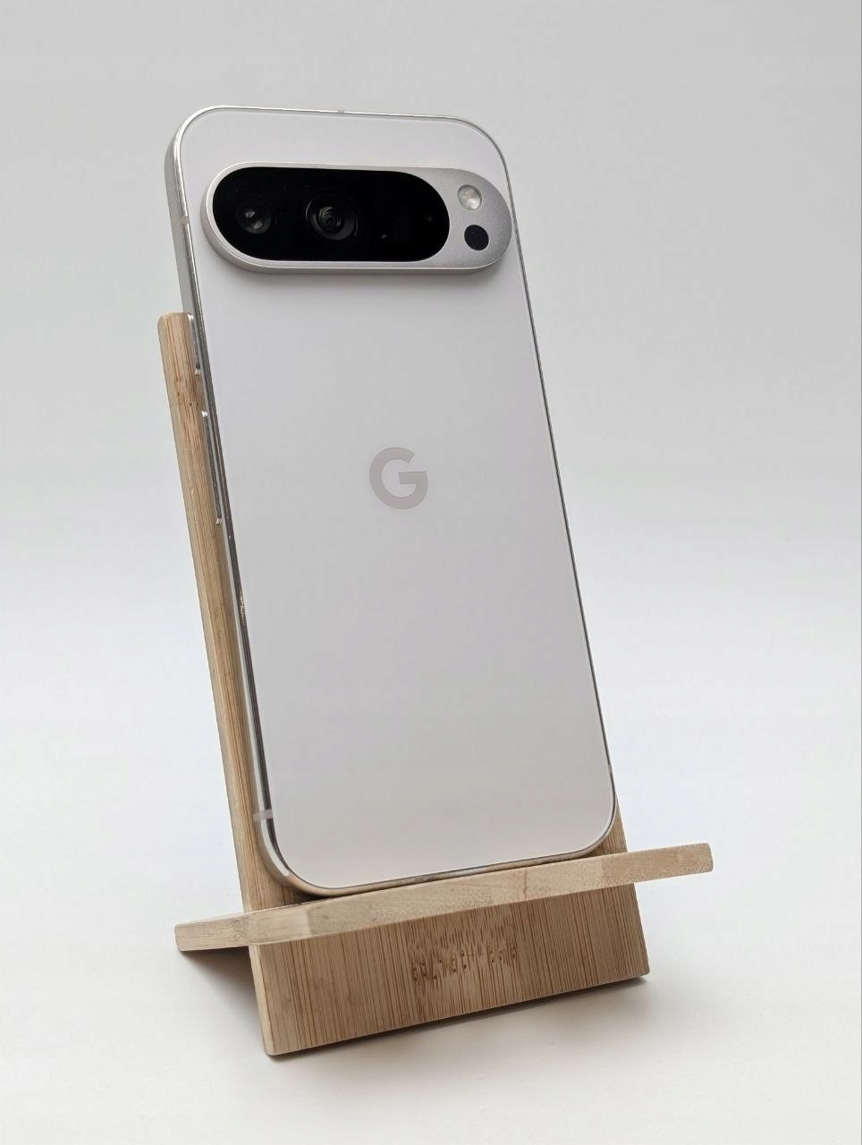 Google Pixel 9 Pro 128GB Porcelanowy (Powystawowy)