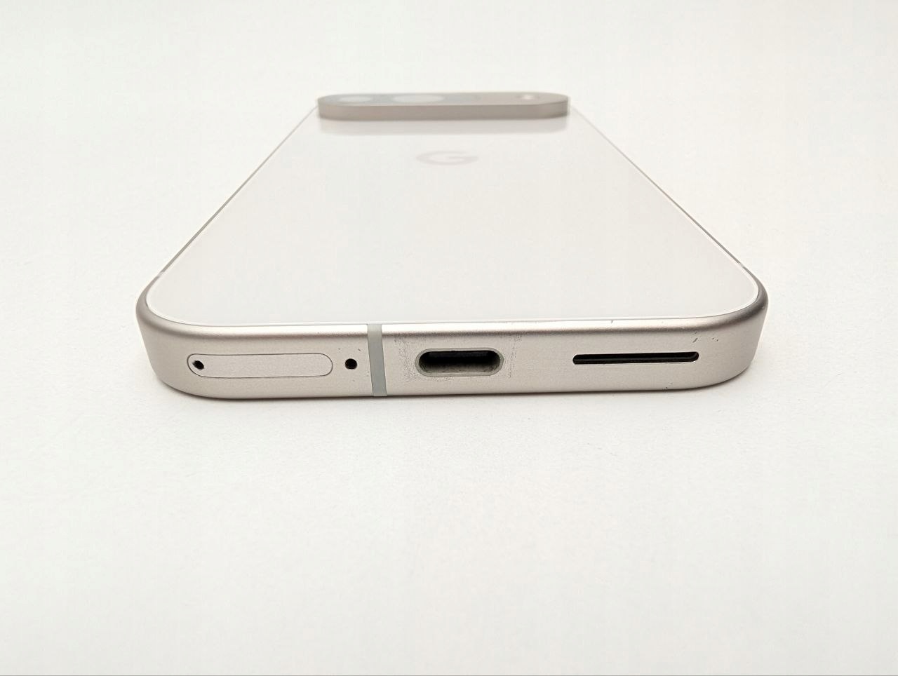 Google Pixel 9 128GB Porcelanowy (Powystawowy)