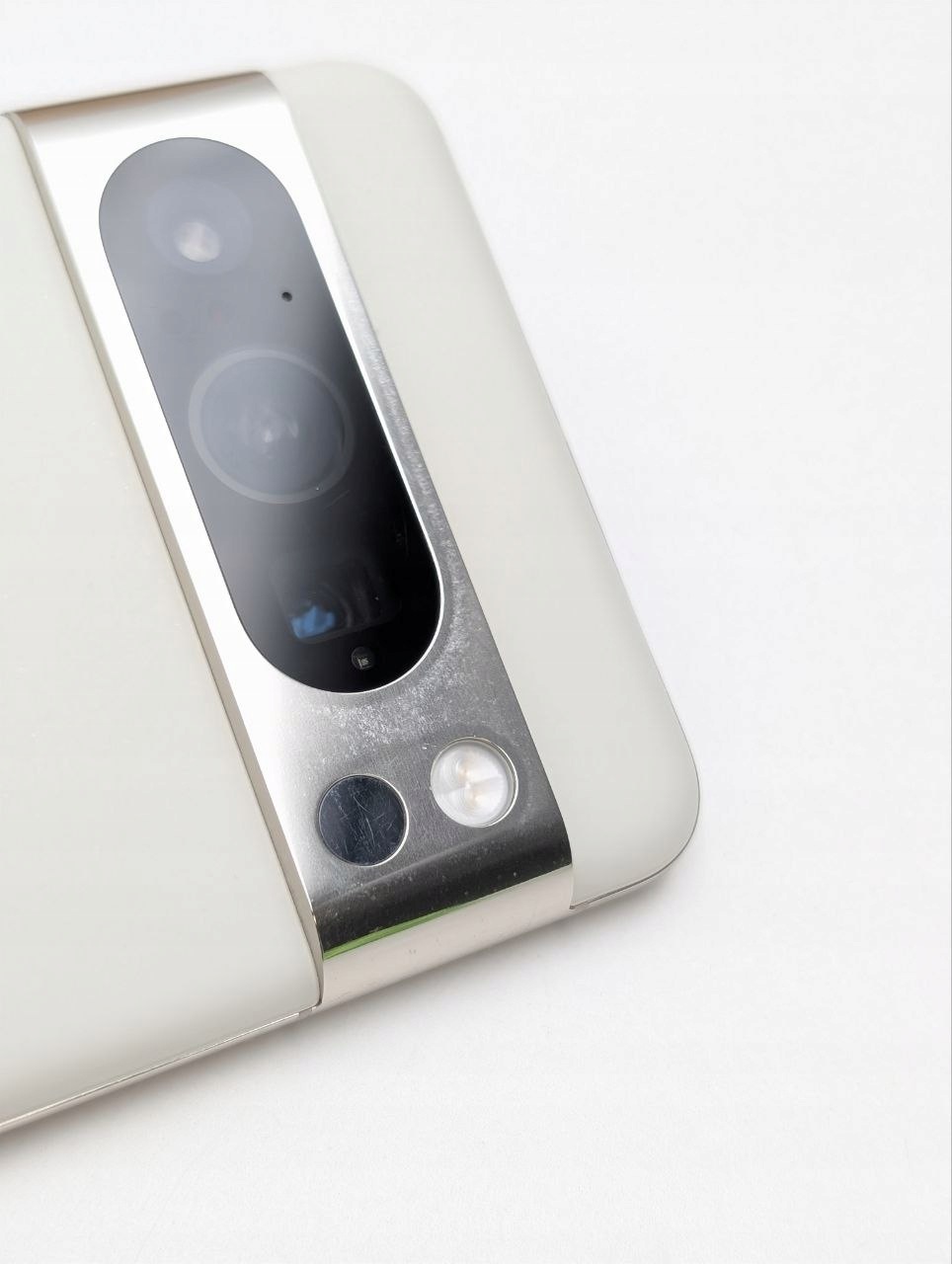 Google Pixel 8 Pro 128 GB beżowy (Powystawowy)