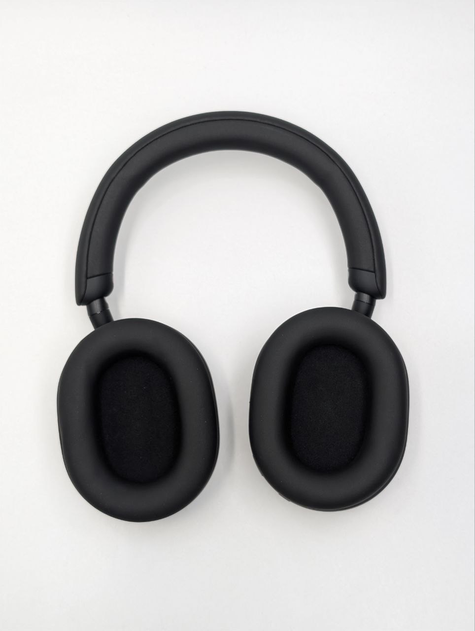 Słuchawki bezprzewodowe wokółuszne Sony WH-1000XM5 czarne (Powystawowy)