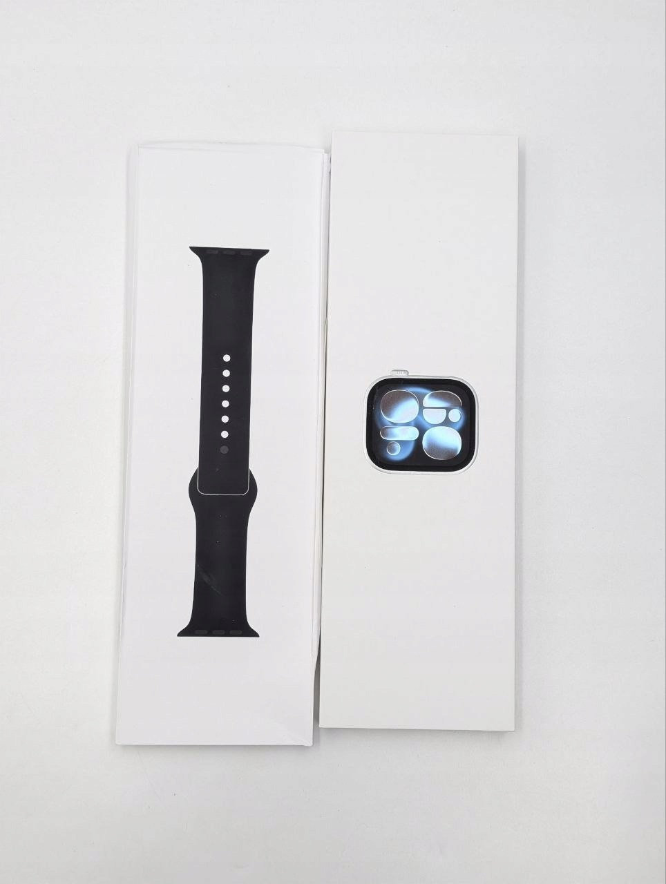 Apple Watch Series 11 GPS 42mm Gwiezdna Szarosc z paskiem S/M| NOWY (Powystawowy)