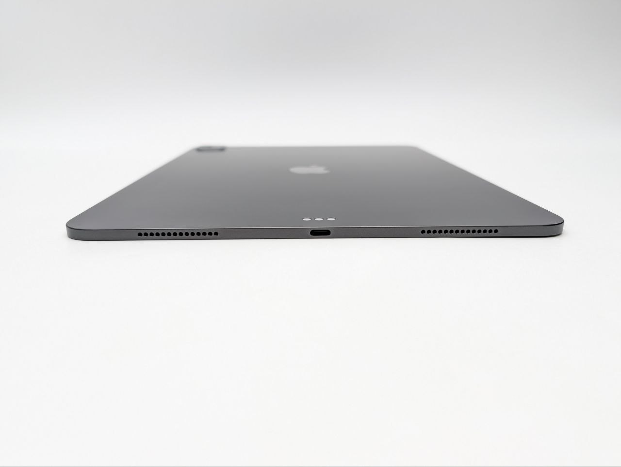 Apple iPad Pro 13" M5 512GB Wi-Fi Gwiezdna Czerń | jak nowy (Powystawowy)