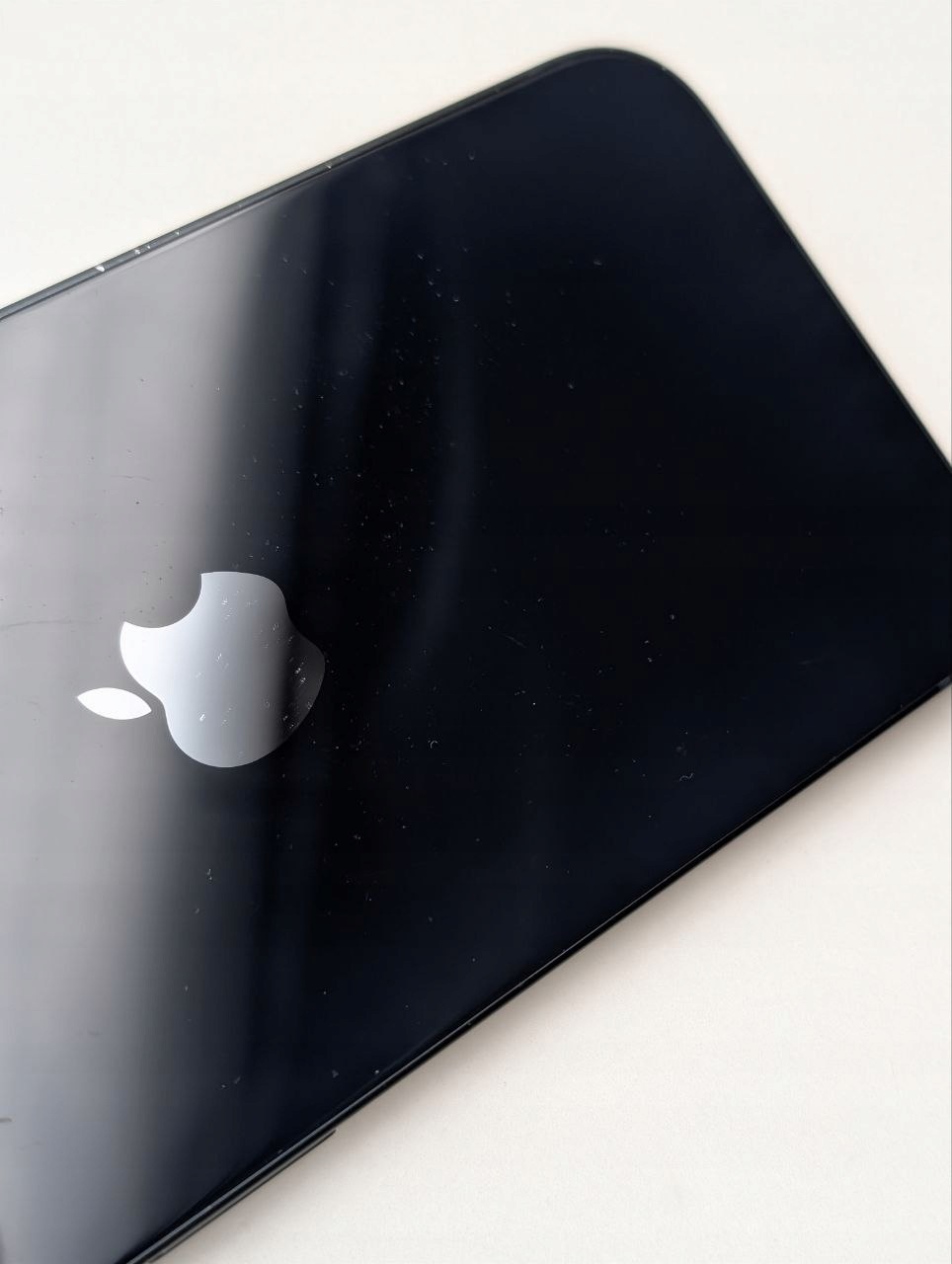 Apple iPhone 14 128GB czarny | bateria 100% (Używany)