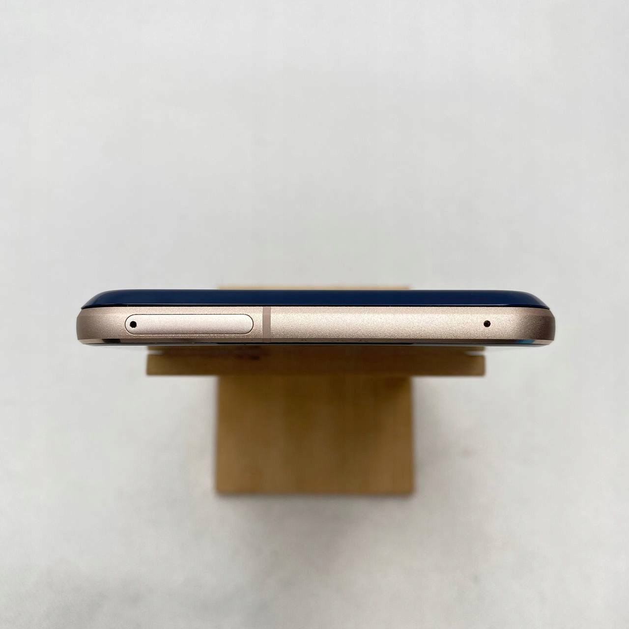 thumb Smartfon LG V60 ThinQ 8 GB / 128 GB 5G niebieski (Powystawowy)