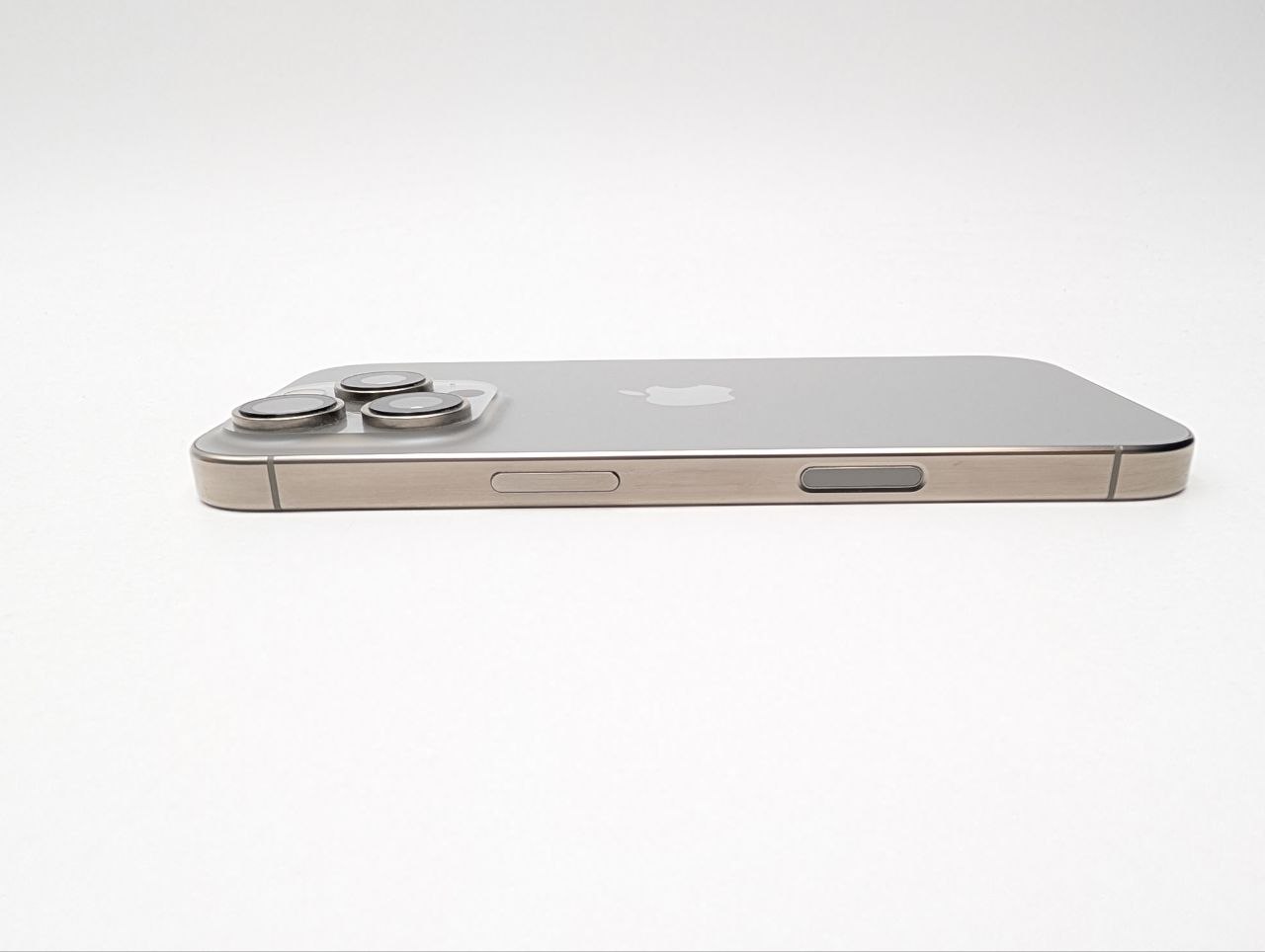 Apple iPhone 16 Pro 128GB Tytan Naturalny | eSim (Powystawowy)