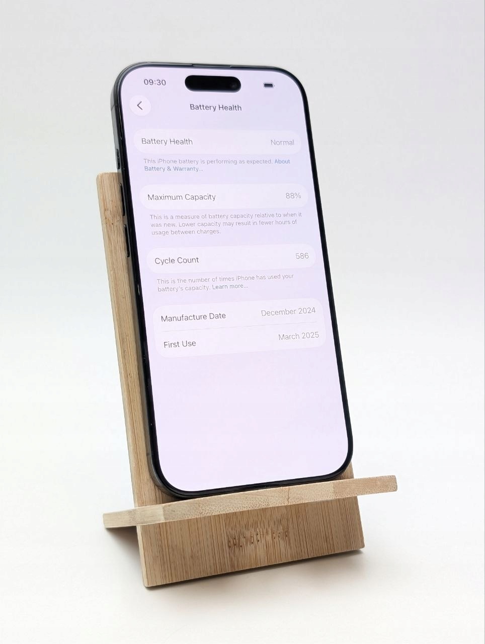 Apple iPhone 16 Pro 256 GB Tytan czarny | eSim (Powystawowy)