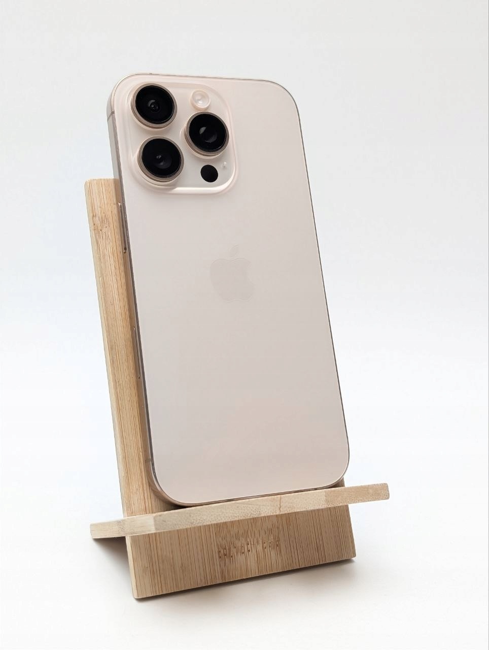 Apple iPhone 16 Pro 256 GB Tytan pustynny | eSim (Powystawowy)