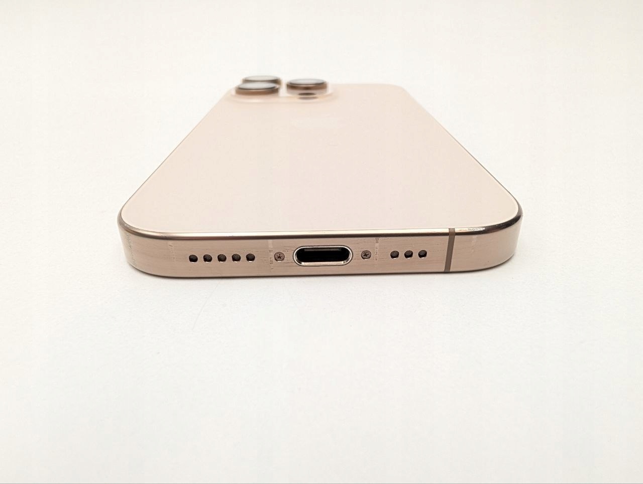 Apple iPhone 16 Pro 256 GB Tytan pustynny | eSim (Powystawowy)
