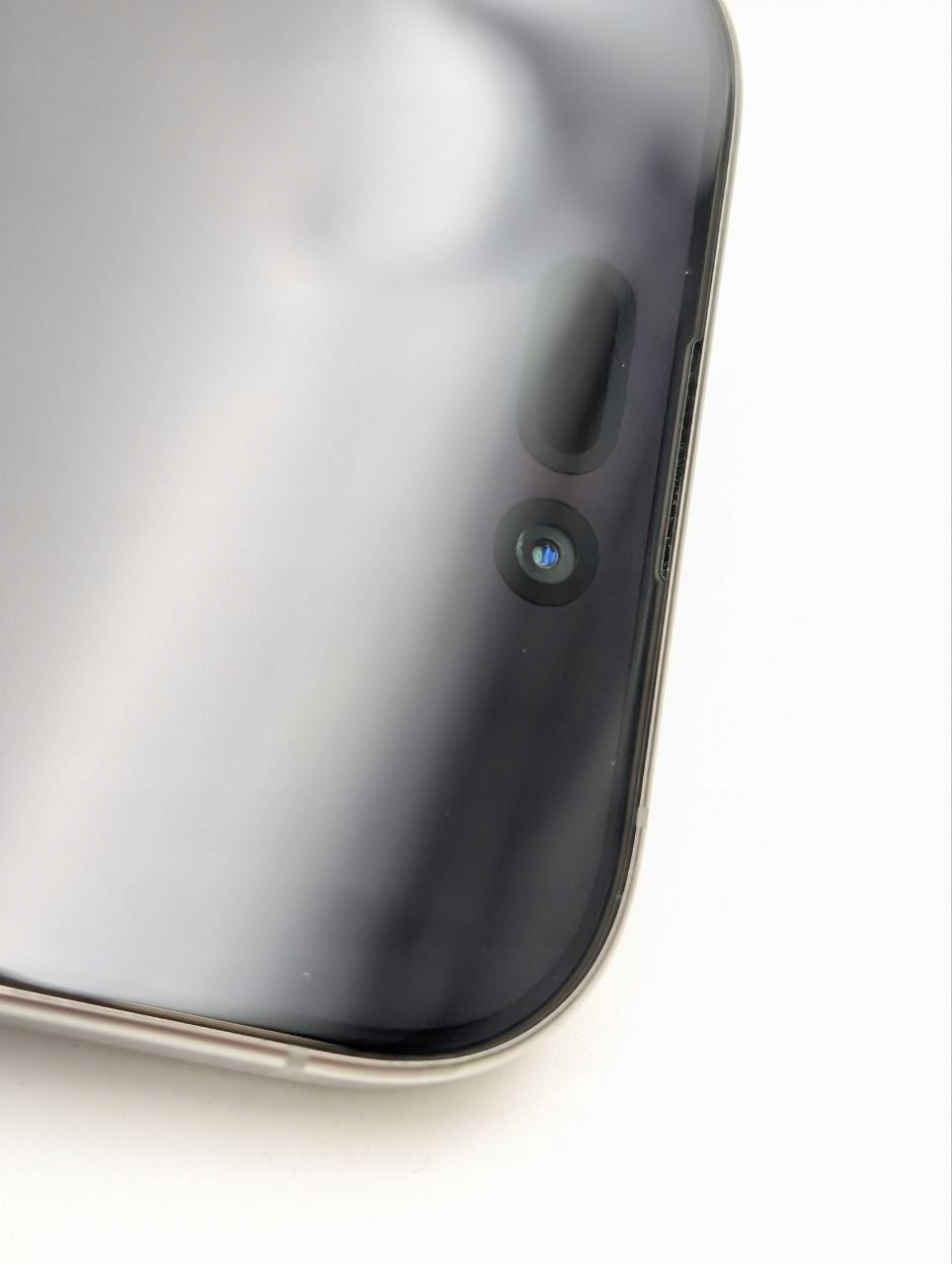 Apple iPhone 16 Pro 128GB Tytan Naturalny | eSim (Używany)