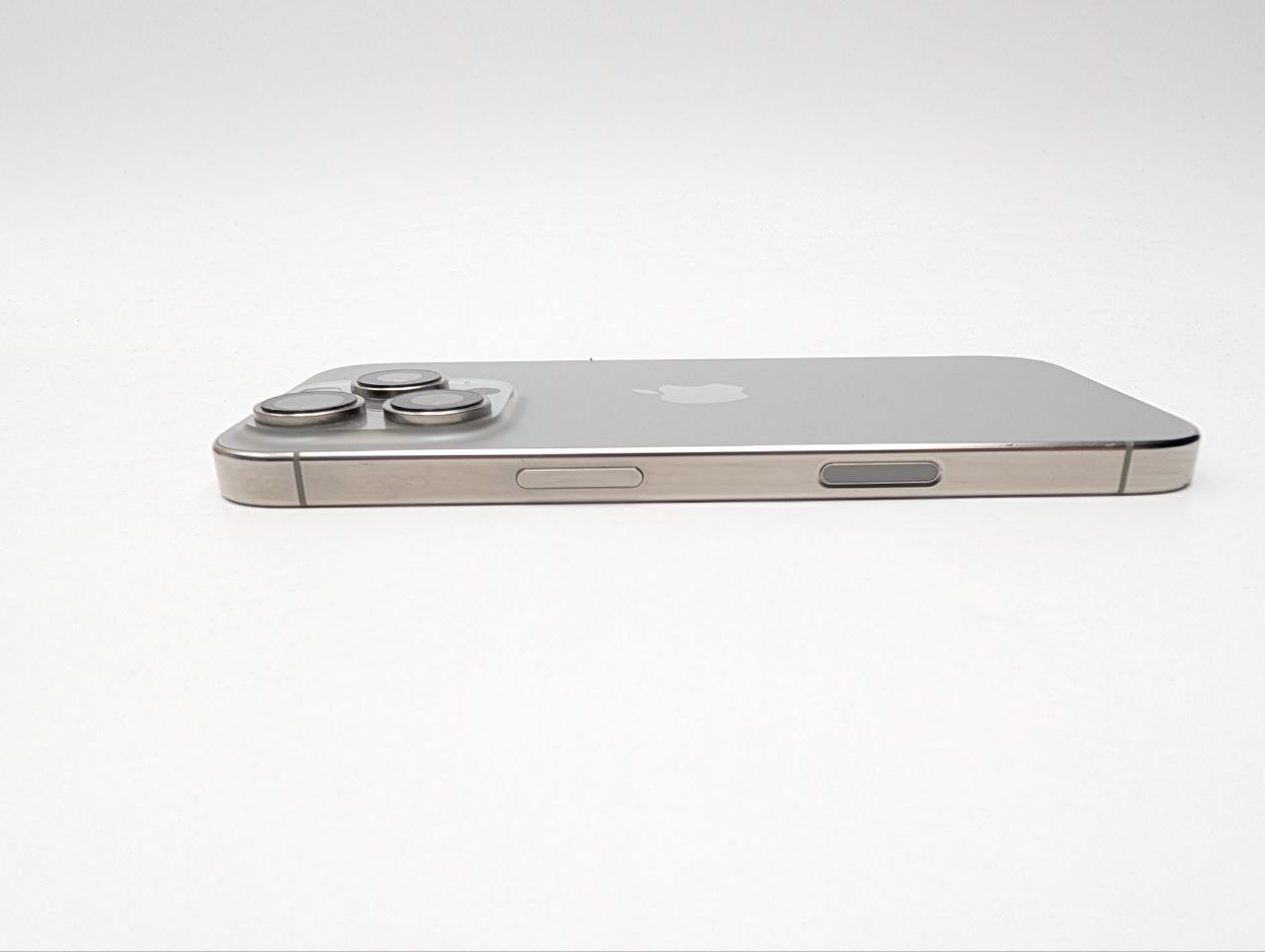 Apple iPhone 16 Pro 1 TB Tytan naturalny | eSim (Powystawowy)