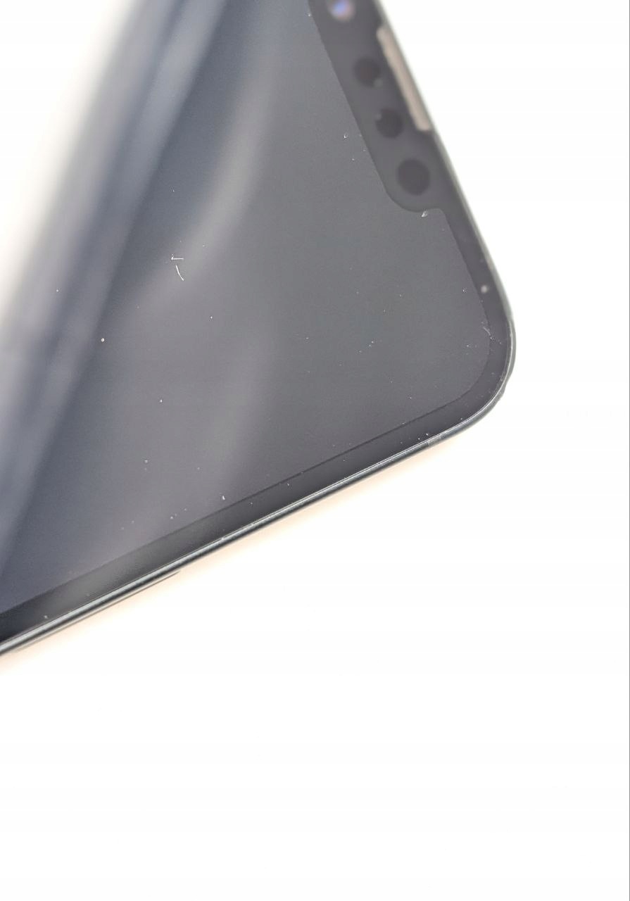 Apple iPhone 16e 128 GB czarny (Powystawowy)