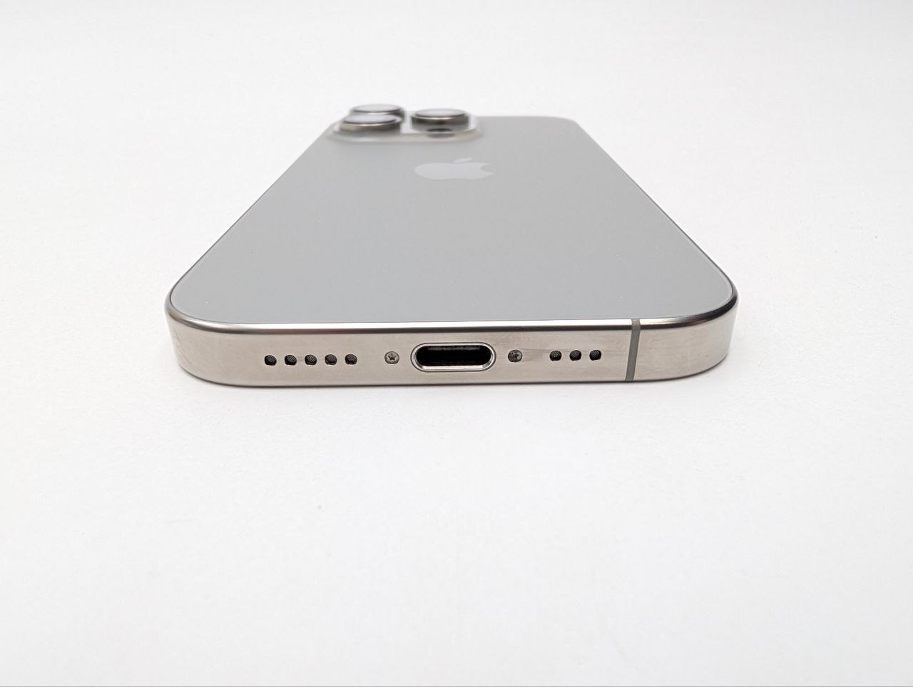Apple iPhone 16 Pro 256GB Tytan naturalny (Używany)