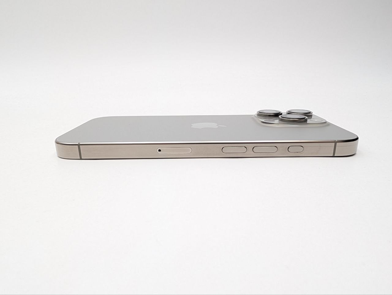 Apple iPhone 16 Pro 256GB Tytan naturalny (Używany)