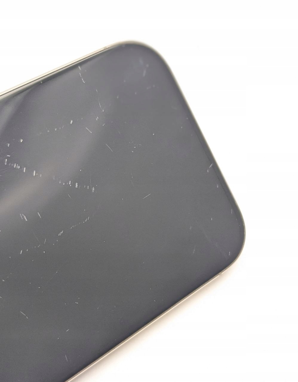 Apple iPhone 16 Pro 256GB Tytan naturalny (Używany)