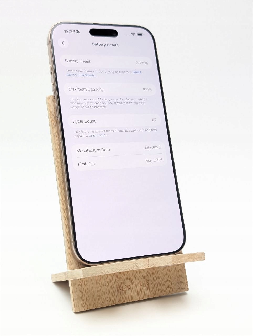 Apple iPhone 16 Pro Max 256GB Tytan Pustynny | bateria 100% (Powystawowy)