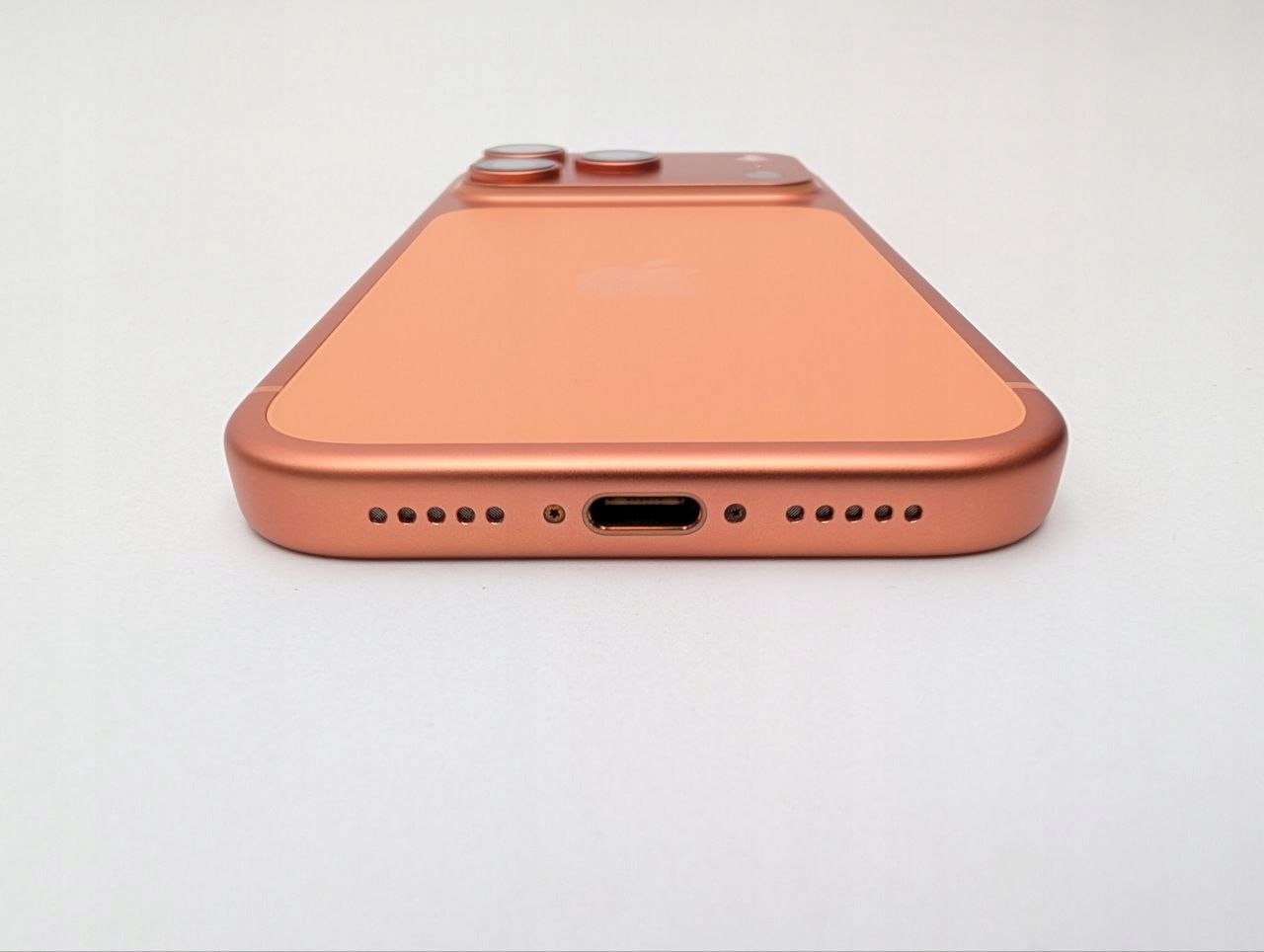 Apple iPhone 17 Pro 256 GB Kosmiczny pomarańcz | eSim (Powystawowy)