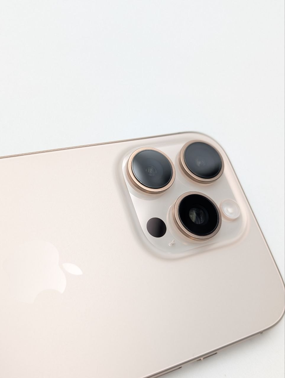 Apple iPhone 16 Pro 256 GB Tytan pustynny | eSim (Powystawowy)