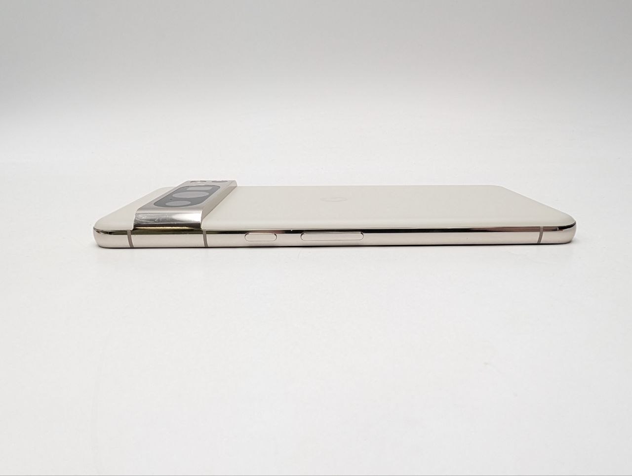 Google Pixel 8 Pro 128 GB beżowy (Powystawowy)