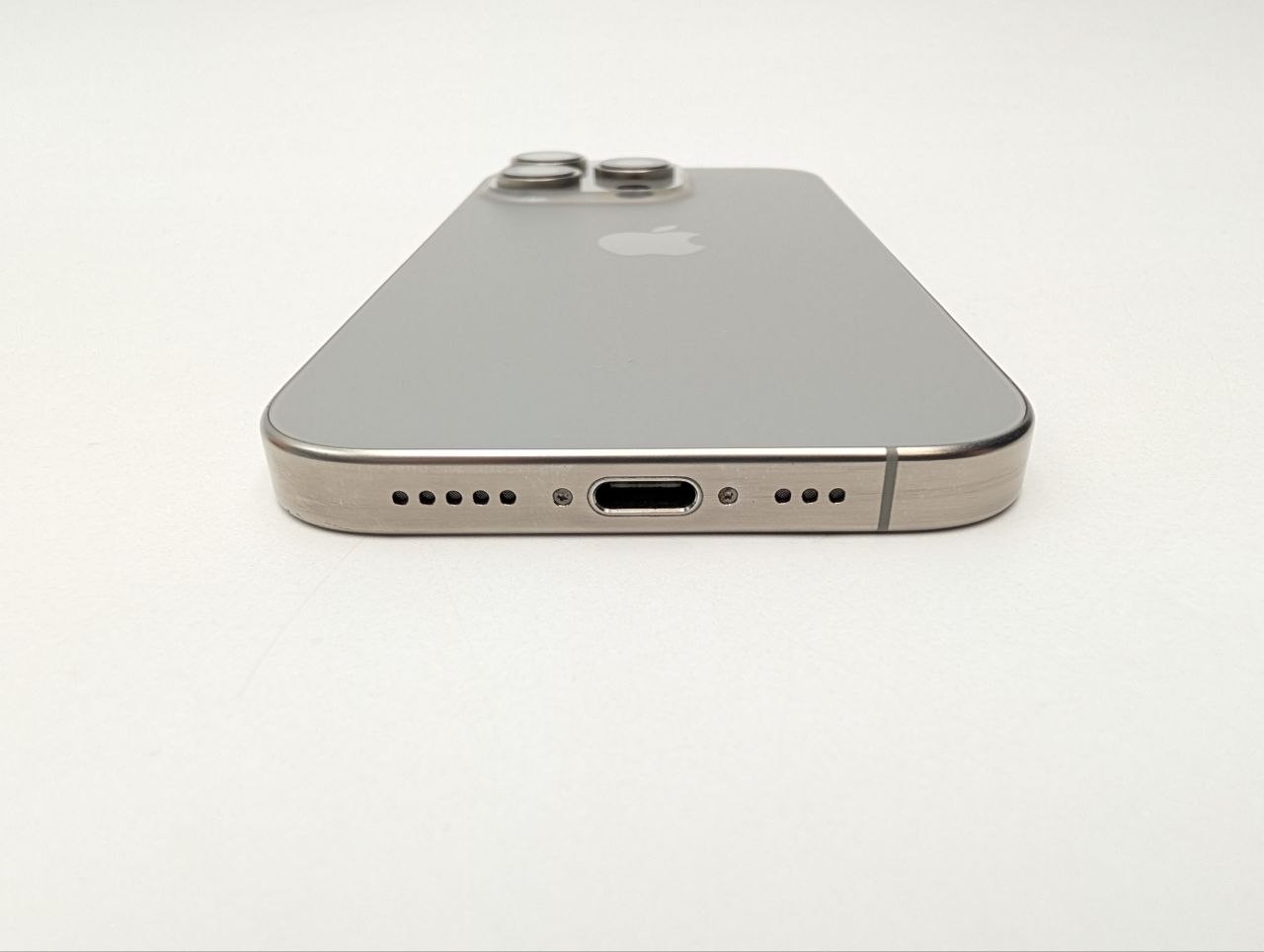 Apple iPhone 16 Pro 256GB Tytan naturalny | eSim (Powystawowy)