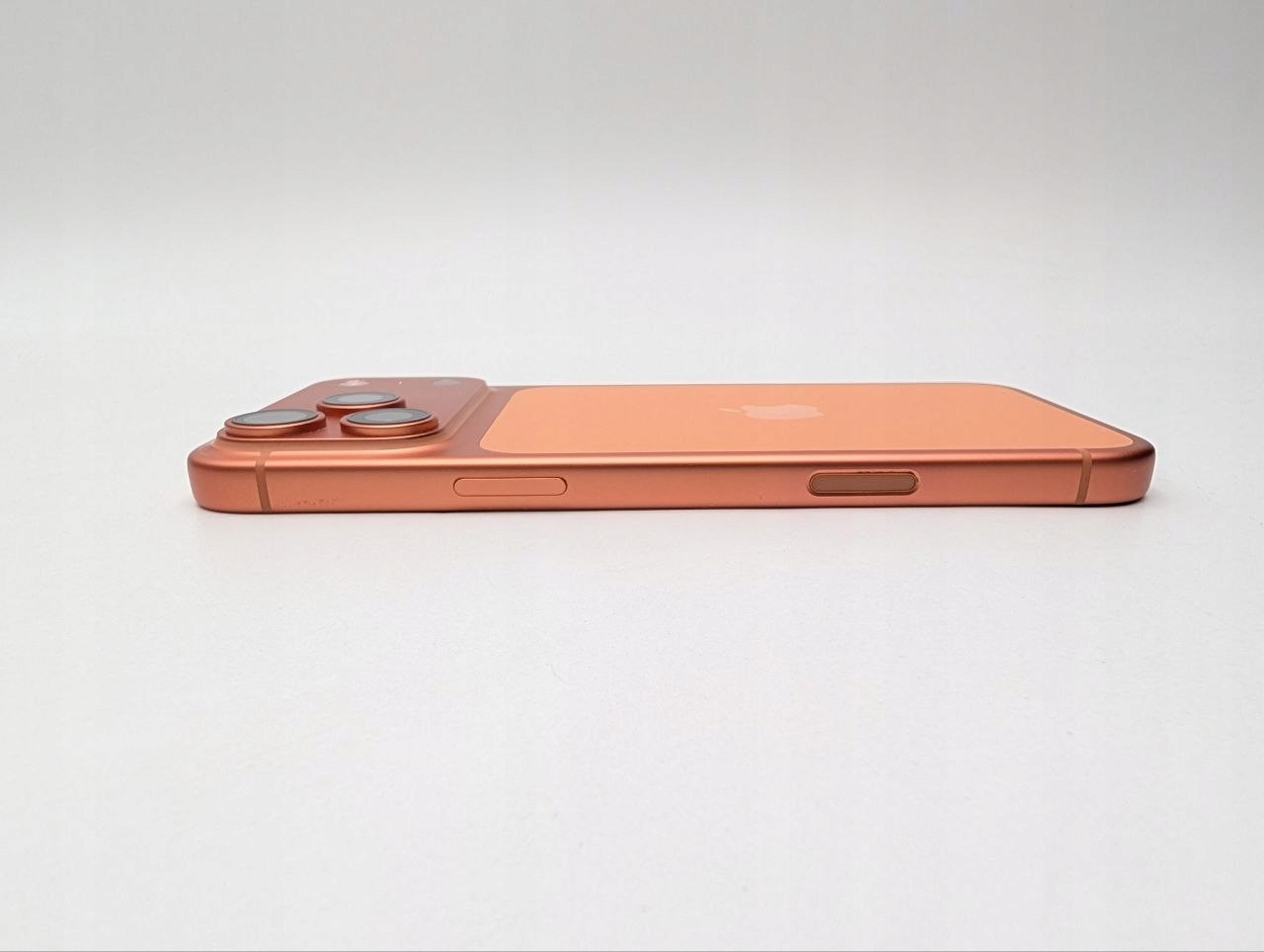 Apple iPhone 17 Pro Max 256 GB Kosmiczny pomarańcz | eSim | bateria 100% (Powystawowy)