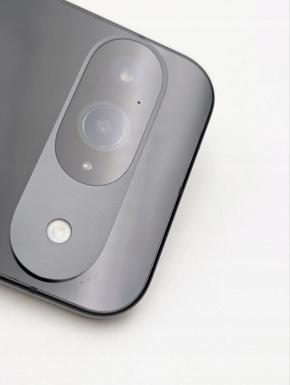 Google Pixel 9 128GB Obsydian (Używany)
