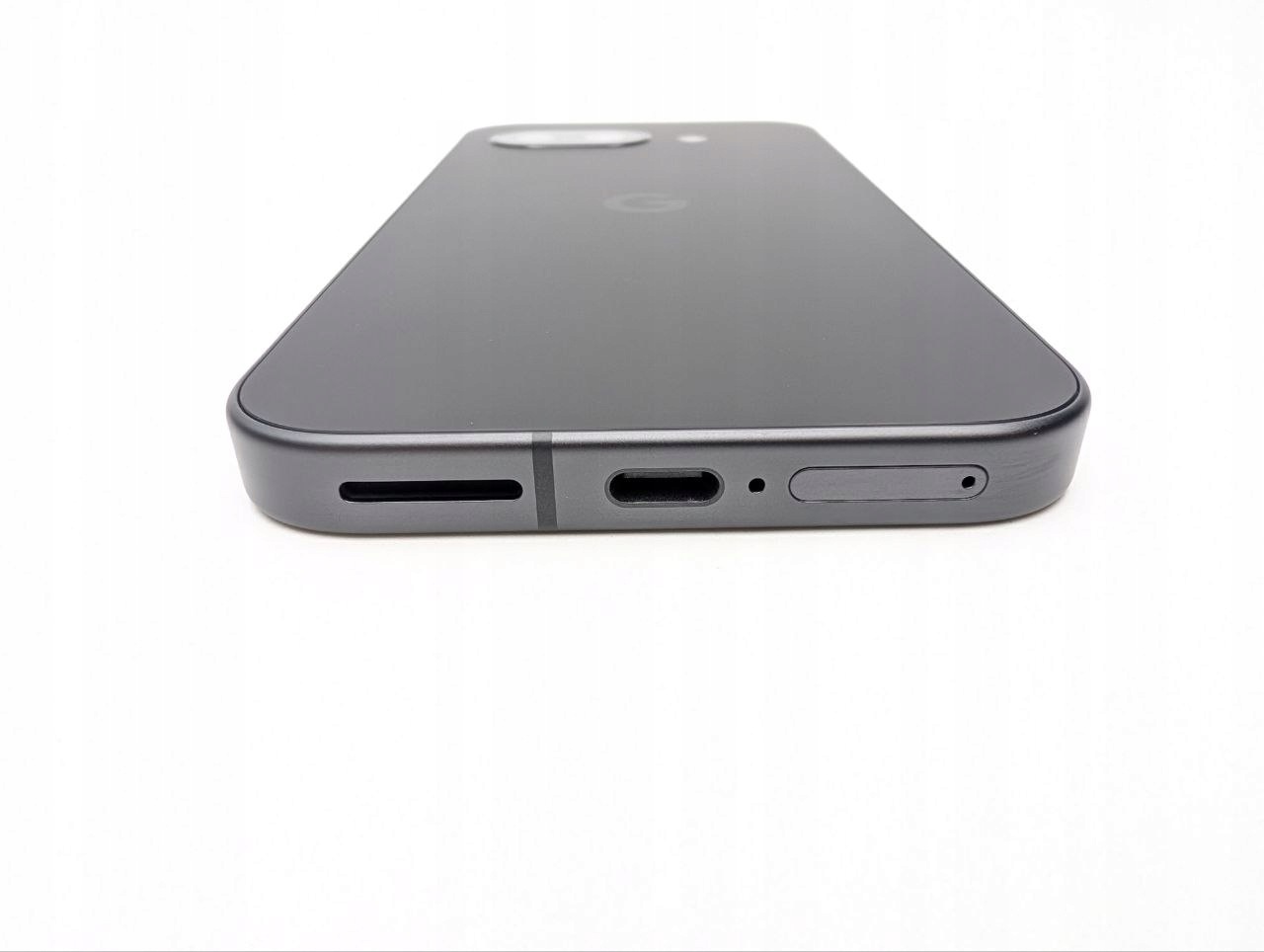 Google Pixel 9A 128 GB czarny (Powystawowy)