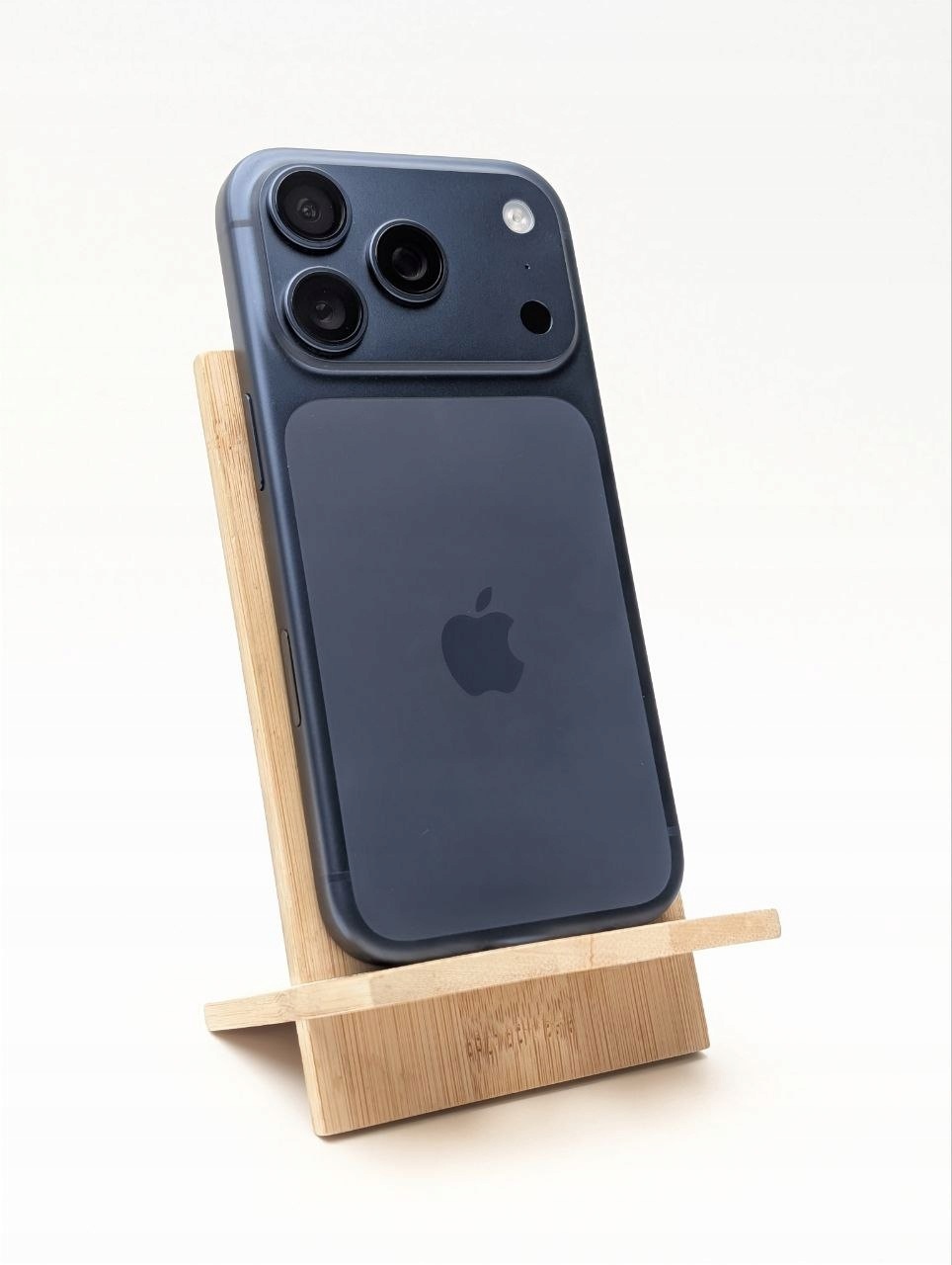Apple iPhone 17 Pro 256 GB Głębinowy błękit | eSim | bateria 100% (Powystawowy)