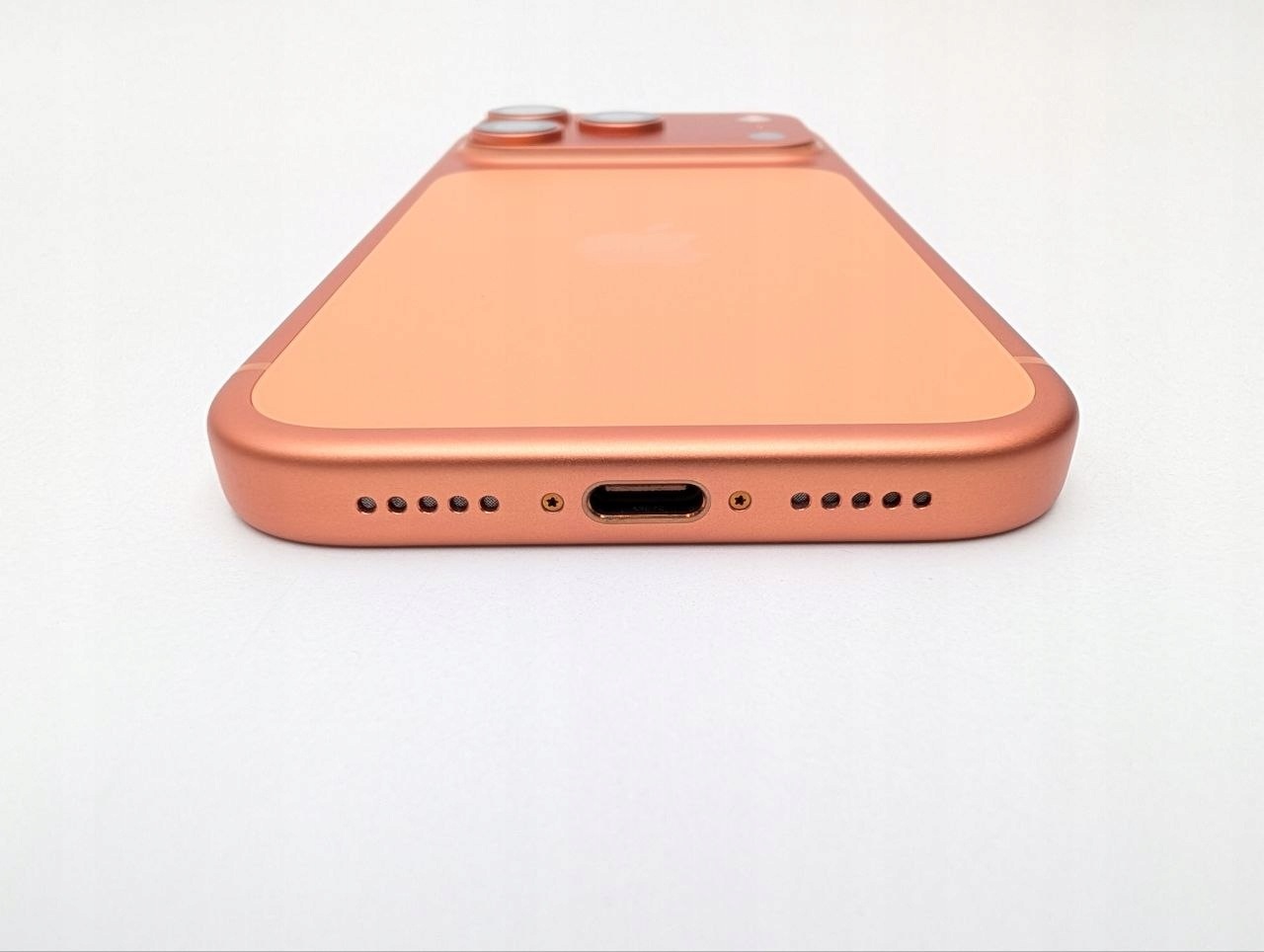 Apple iPhone 17 Pro 512 GB Kosmiczny pomarańcz | eSim | bateria 100% (Powystawowy)