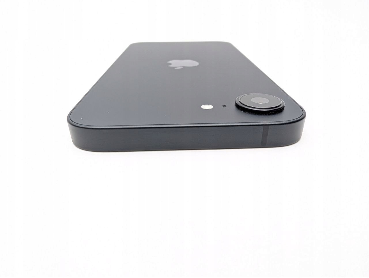 Apple iPhone 16e 128 GB czarny | bateria 100% (Powystawowy)