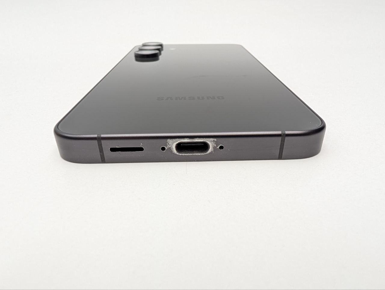 Samsung Galaxy S24 FE 128GB Czarny (Powystawowy)